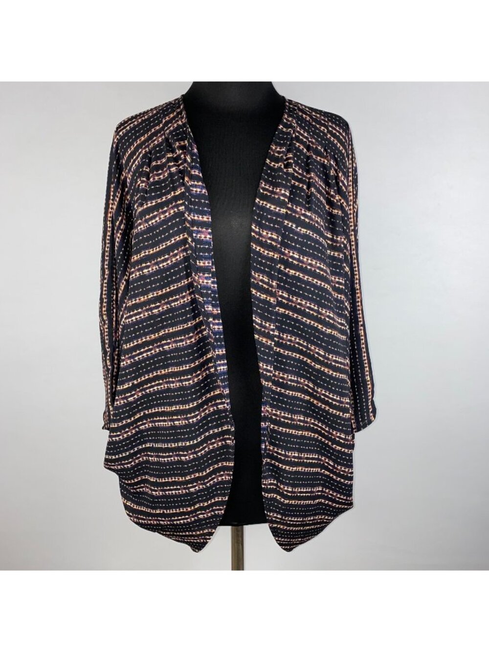 Veronica M. Womens M Patterned Kimono Like Open Front Dolman Sleeves Tunic Top